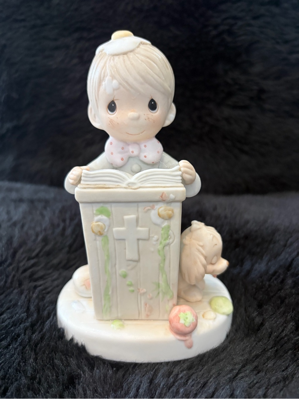 Jonathan & David Enesco Child at Podium Christian Porcelain Figurine